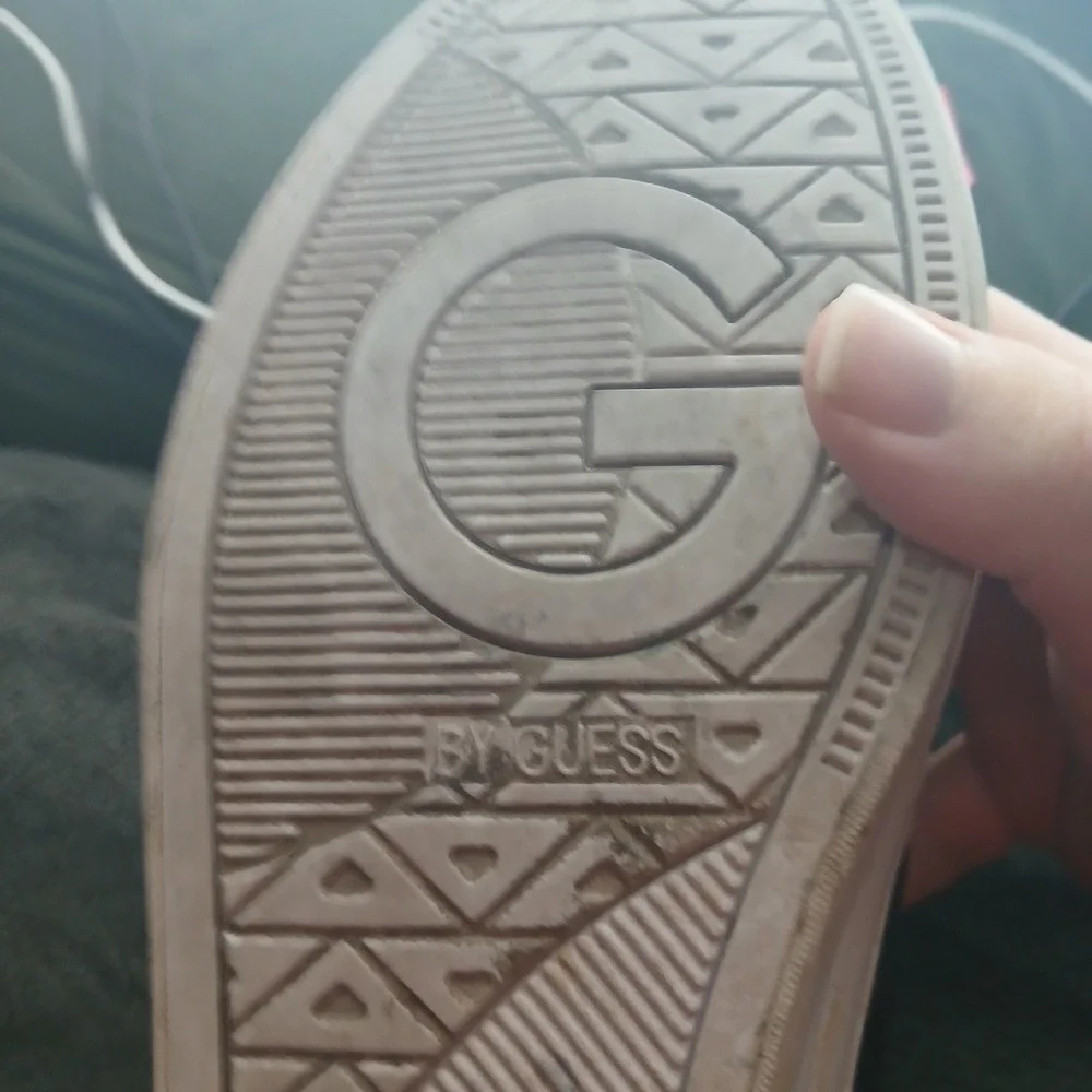 G by GUESS‎ Ggatsin High Top Sneakers 10 Black Quilted Gold Zipper Streetwear